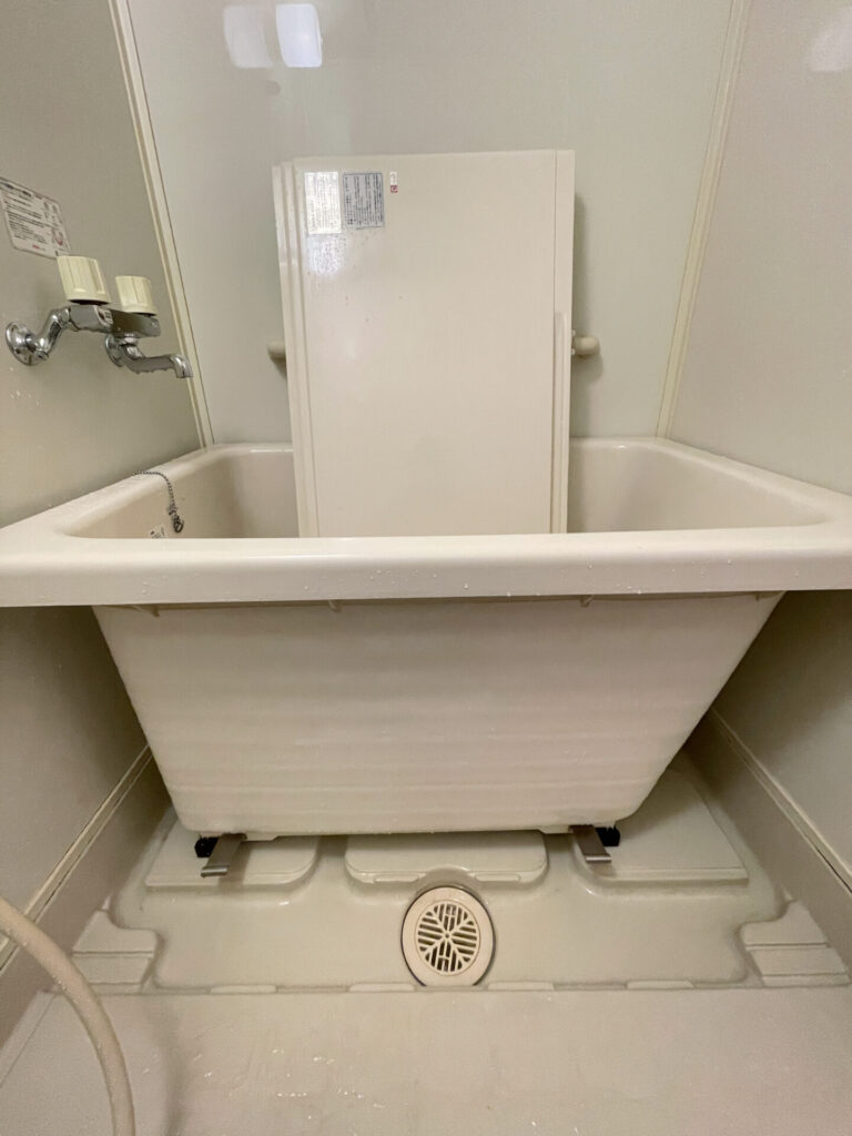 浴室クリーニング 浴槽下のafter