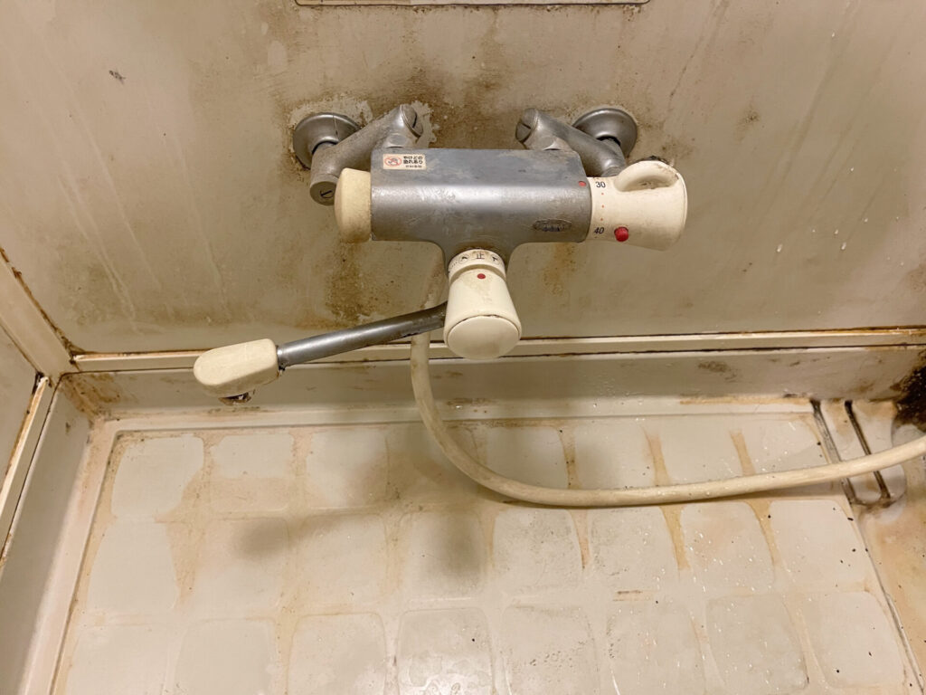 浴室クリーニング 蛇口のbefore